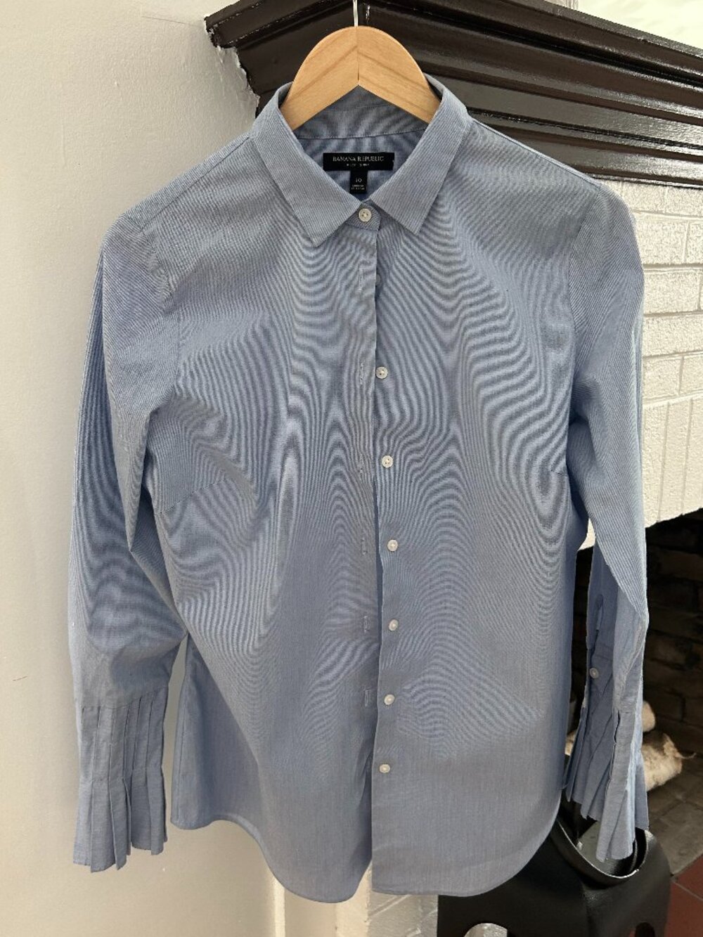 Banana Republic Blue Button Down Shirt Size 10